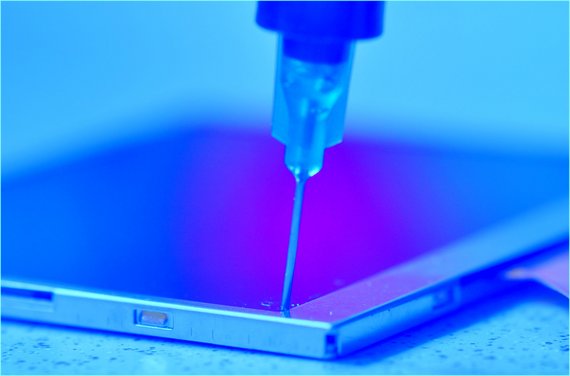 UV Klebstoff für Glas-Metall-Verklebung